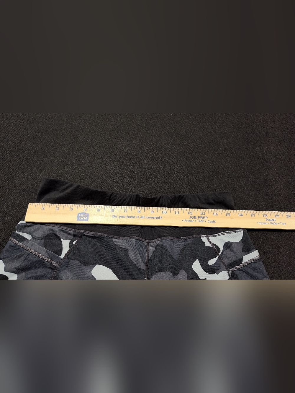Athleta Shadow Camo Relay 2.0 Capri Leggings Womens Size LP Includes Pockets - Picture 13 of 13